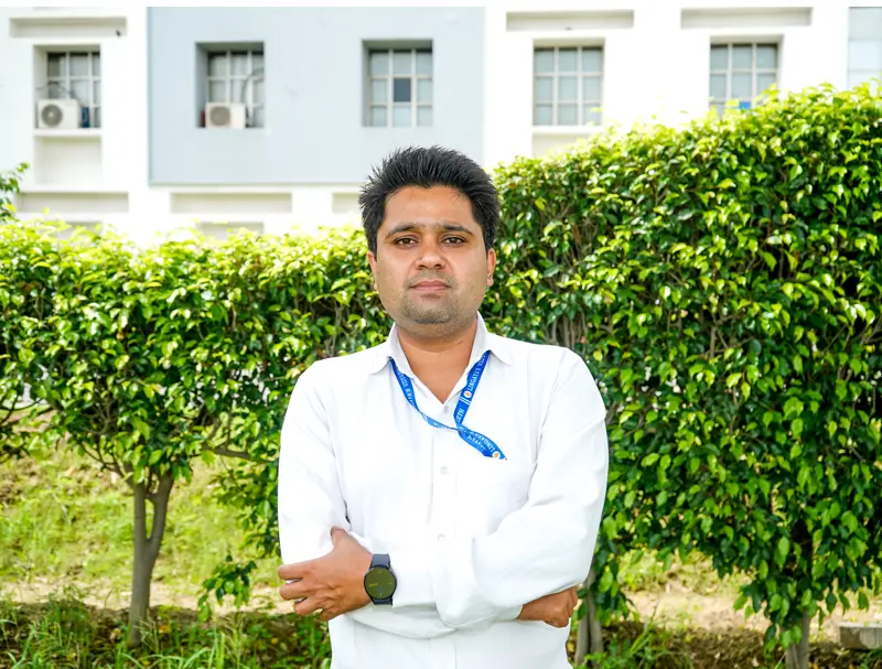  Dr. Gaurav Sharma